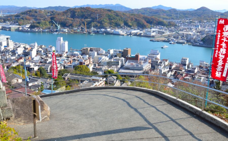 尾道観光で歩く千光寺周辺の急な坂道